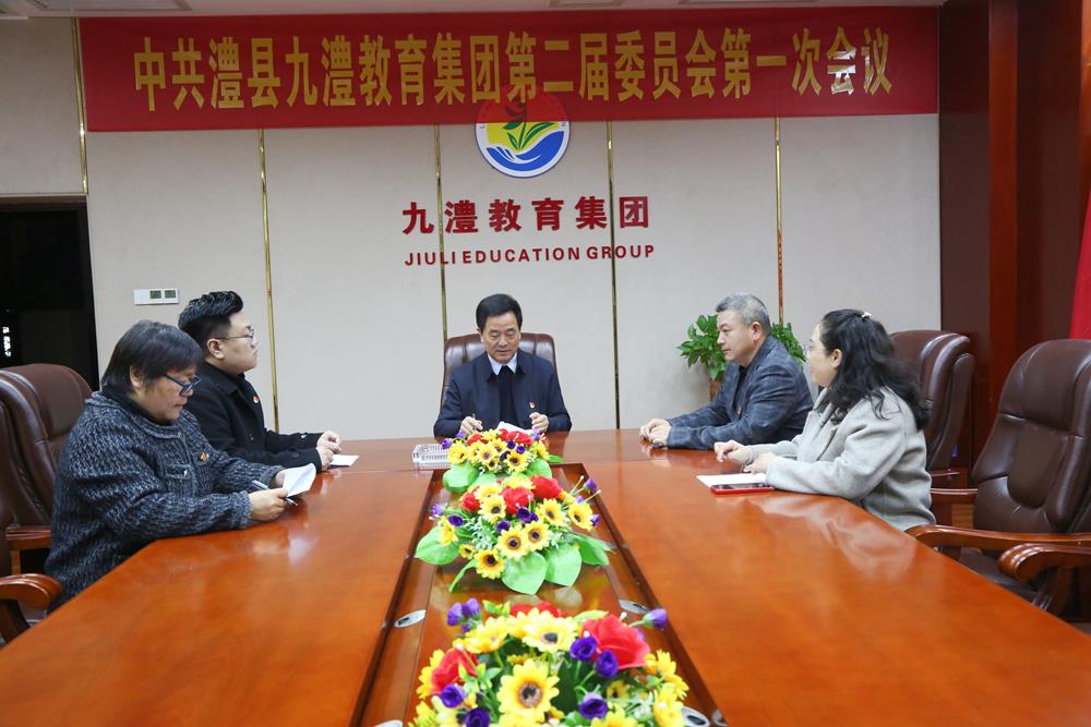 0ecbbf7fd8eb42278c695d33107a6925.jpg 0ecbbf7fd8eb42278c695d33107a6925.jpg