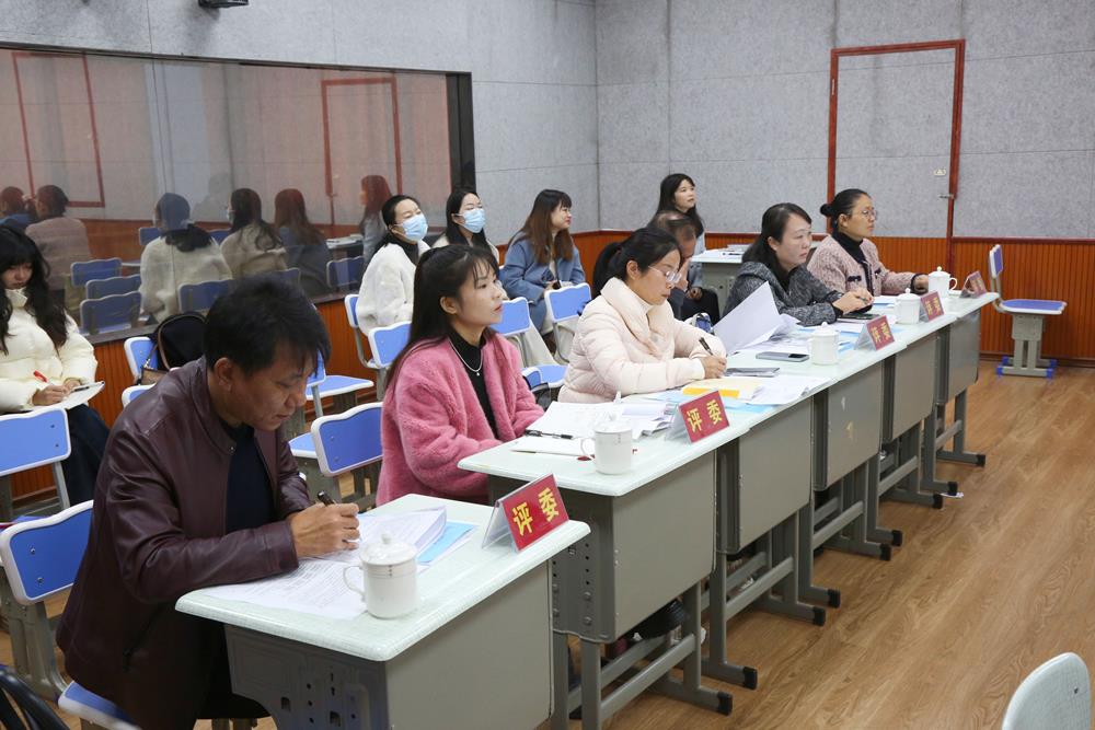 4d24b6fc6d524f9fbf330ad9974eb994.jpg 4d24b6fc6d524f9fbf330ad9974eb994.jpg