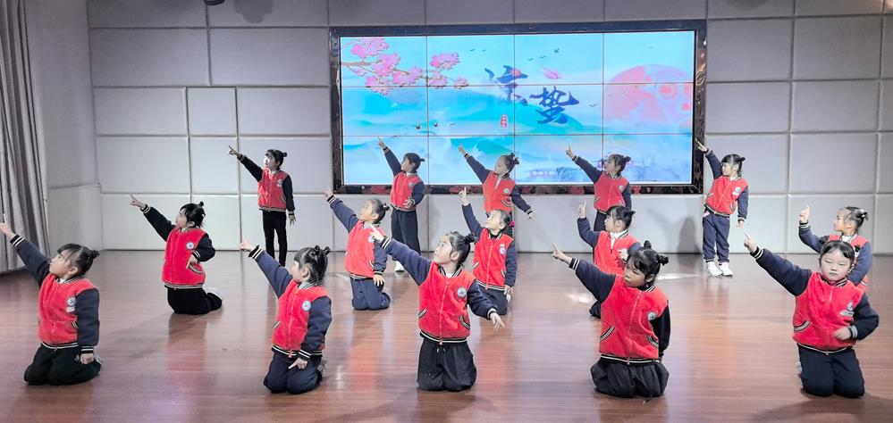 eed1ac8a6b6147f5b569241afa202ee3.jpg eed1ac8a6b6147f5b569241afa202ee3.jpg