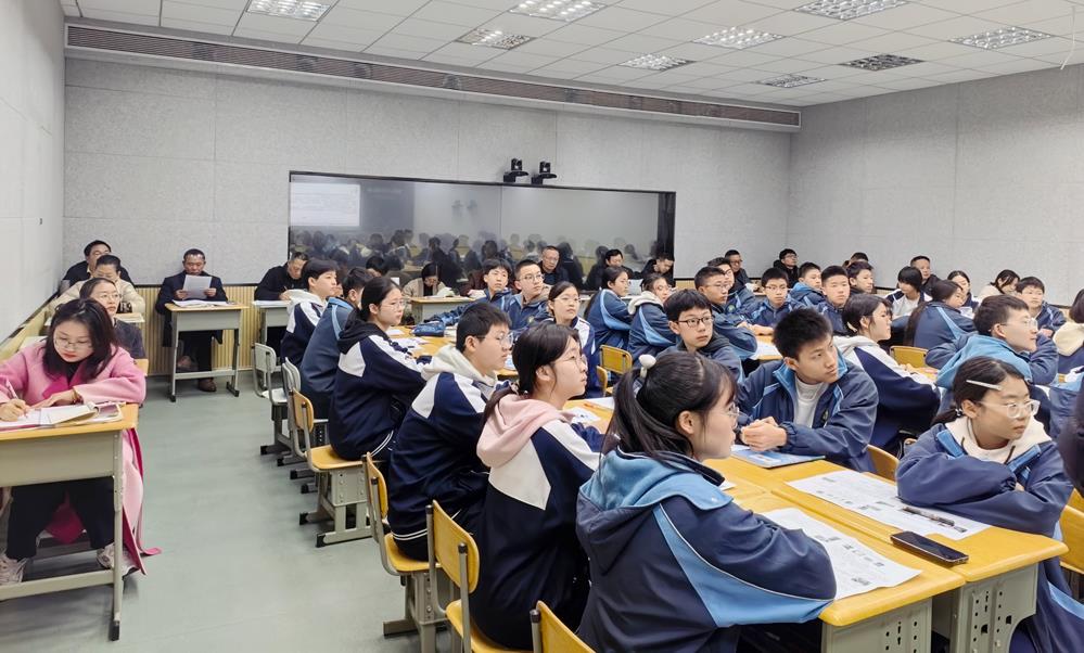 f52d36c522424c5f8dc8671fa2b3e32f.jpg f52d36c522424c5f8dc8671fa2b3e32f.jpg